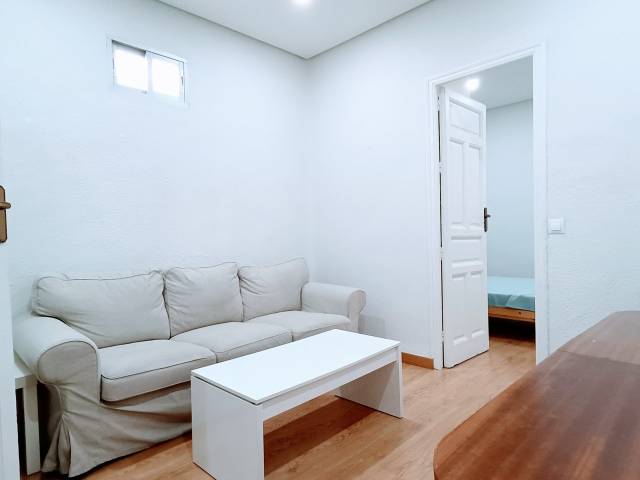 Piso en Alquiler en DOCTOR ESQUERDO en Fuente del Berro