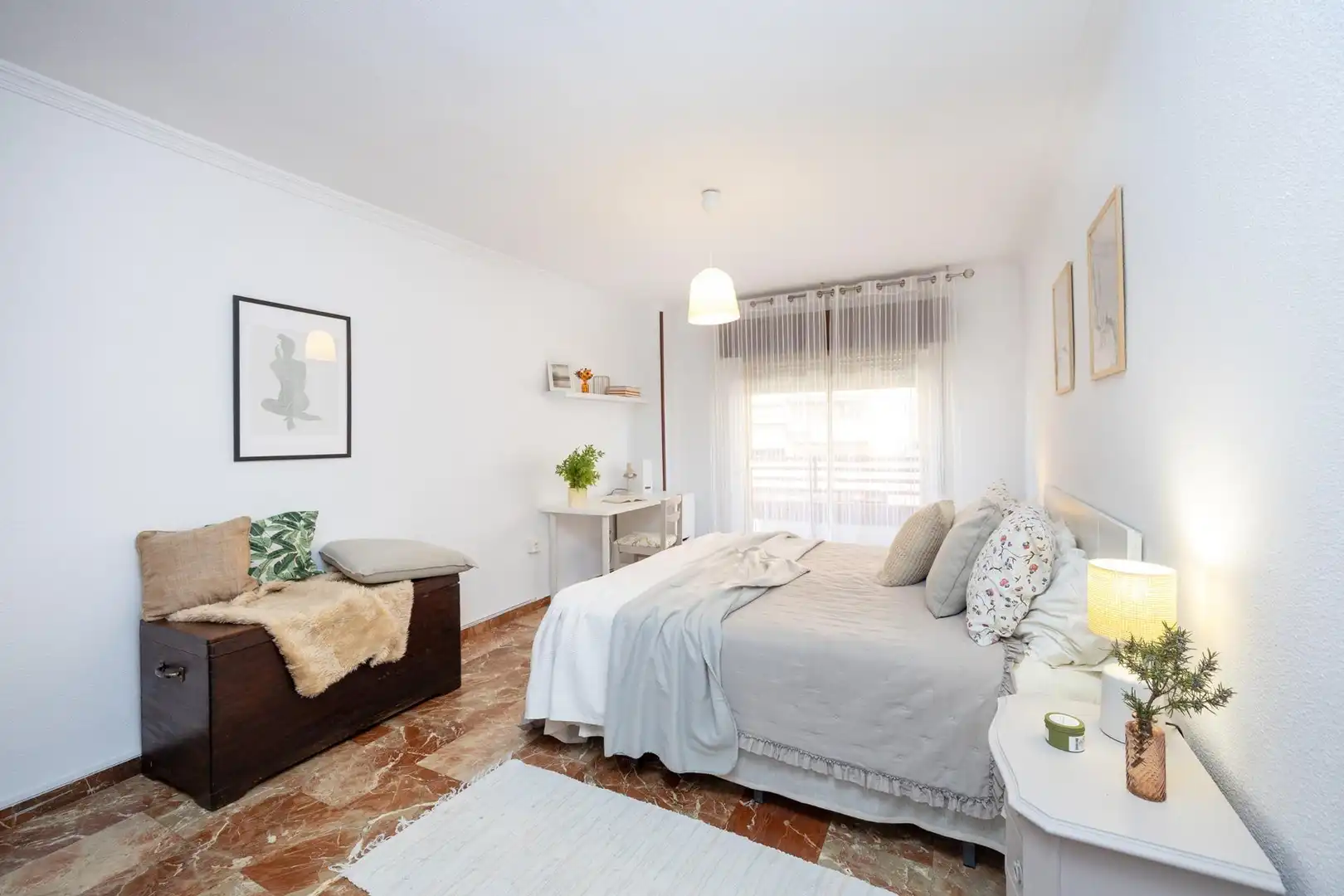 Habitación de Piso en venta en Granada con Calefacción y Balcón