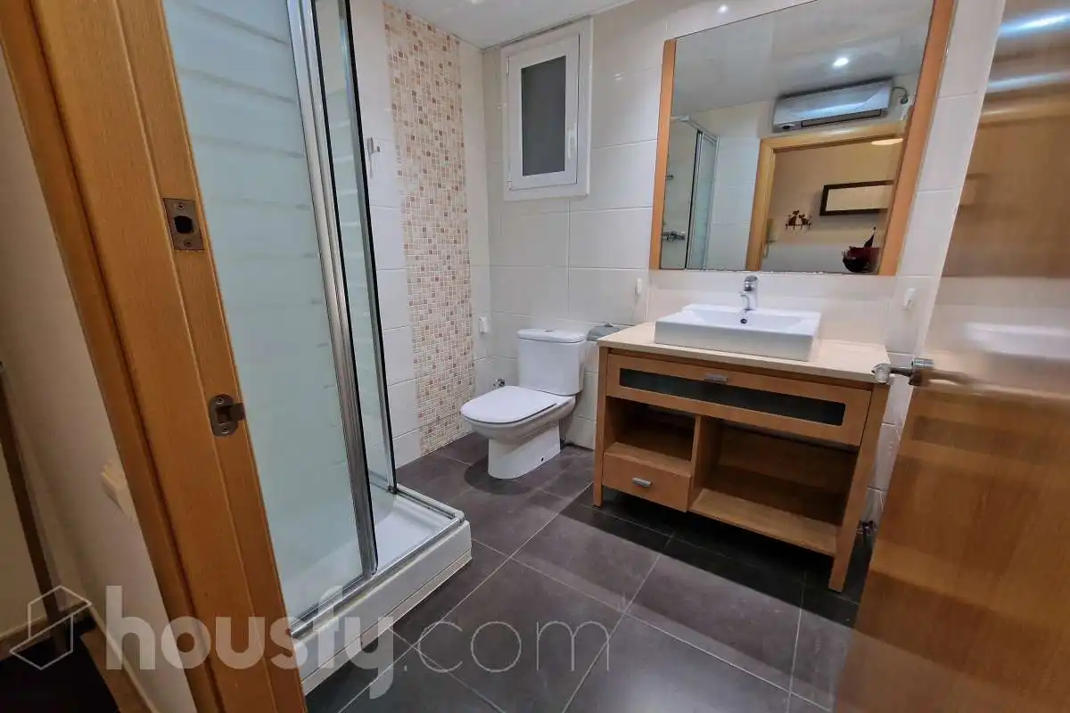 Ground floor for rent in L'Hospitalet de Llobregat, Barcelona
