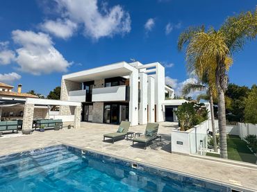 Villa mit Balkon zum Verkauf in Villamartín