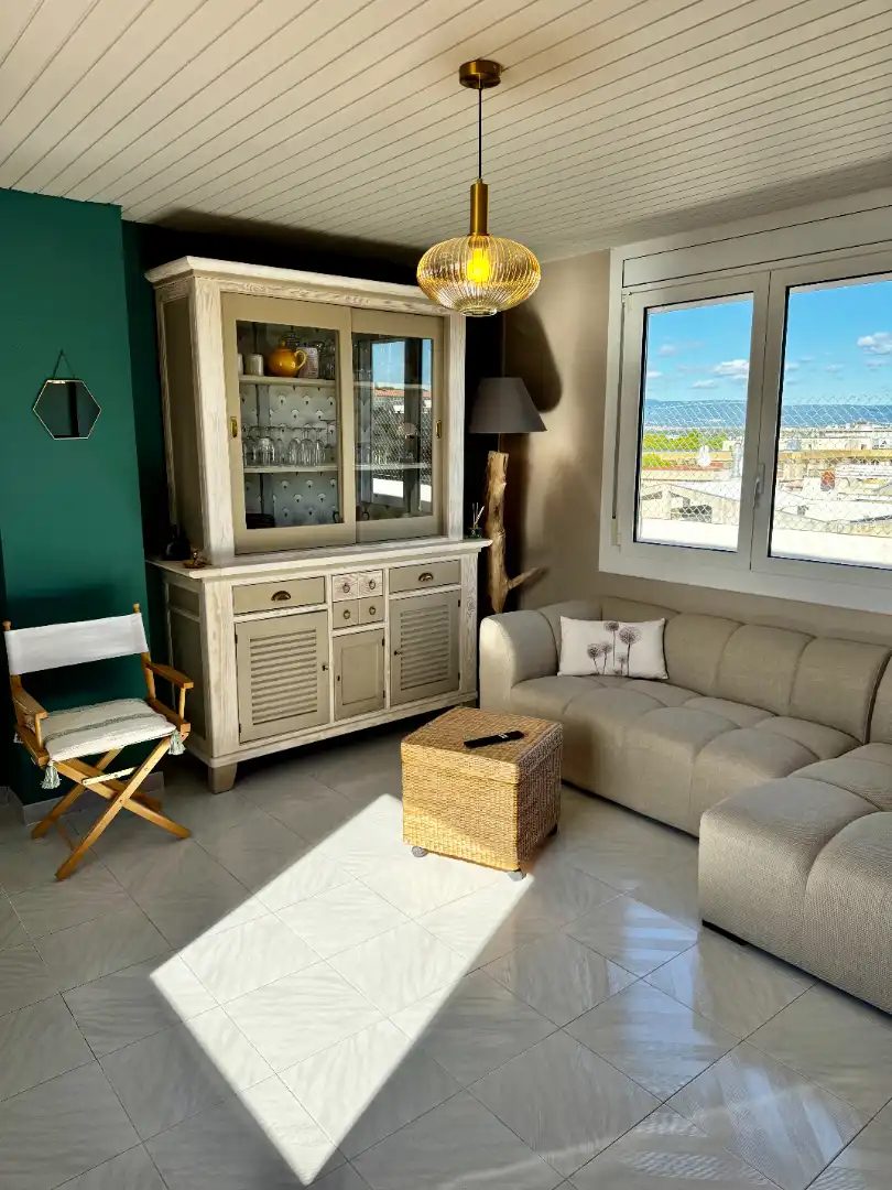 Sala de estar de Apartamento de alquiler en Salou con Aire acondicionado, Terraza y Amueblado