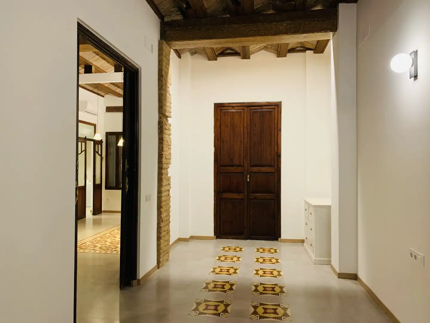 Wohnung zur Miete in Valencia mit Klimaanlage, Heizung und Balkon