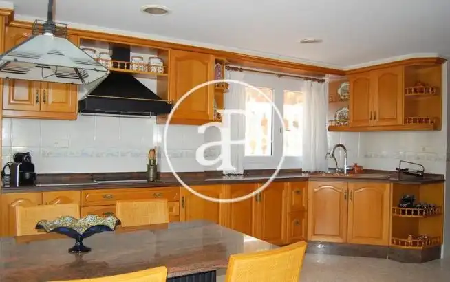 Cocina de Casa o chalet en venta en Sagunto / Sagunt con Aire acondicionado, Calefacción y Jardín privado