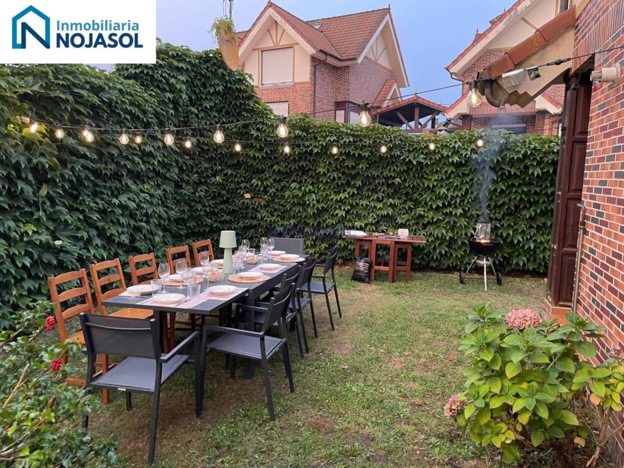 Terraza de Casa adosada de alquiler en Hazas de Cesto con Calefacción, Jardín privado y Terraza