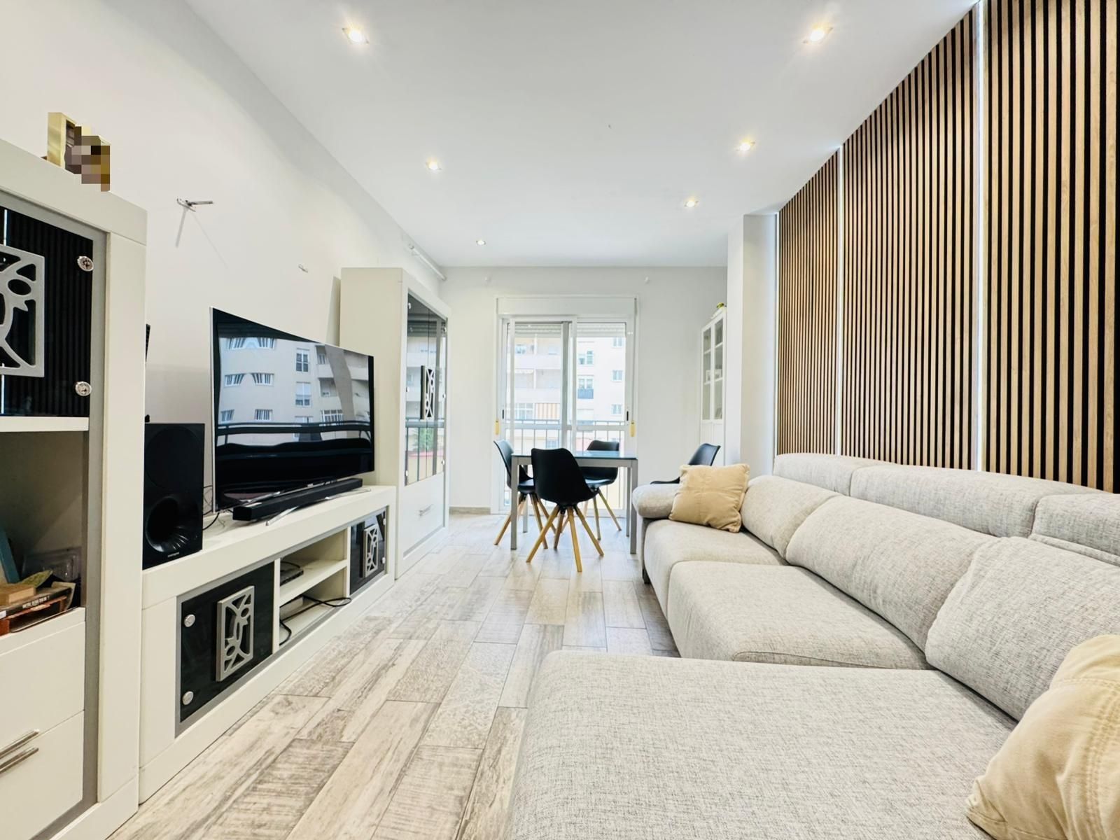 Living room of Flat for sale in Algeciras