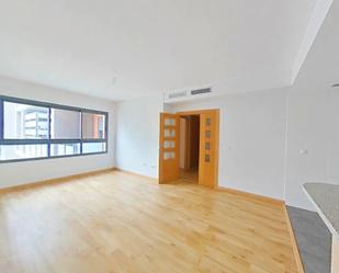 Sala d'estar de Pis en venda en Paterna amb Aire condicionat, Terrassa i Piscina