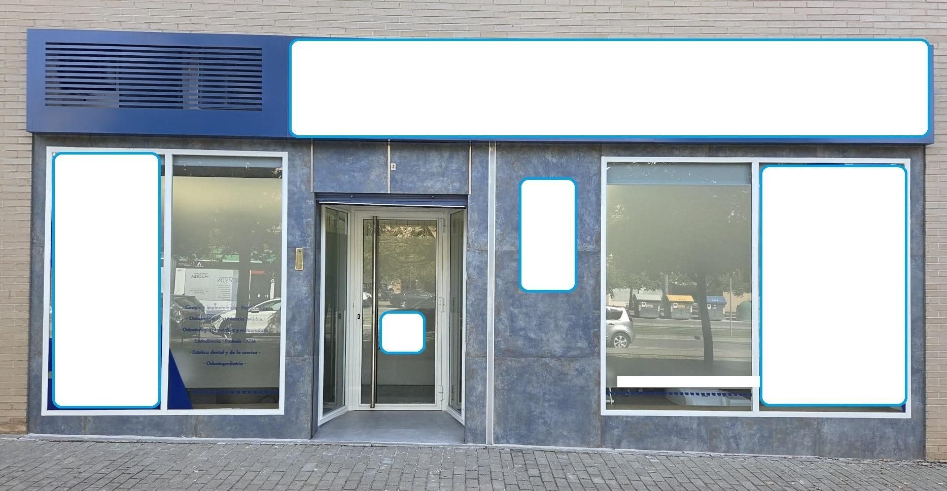 Premises for sale in  Granada Capital  with Air Conditioner