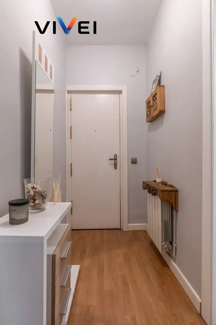 Piso con ascensor en venta en Calle de Torres Miranda, imagen 13