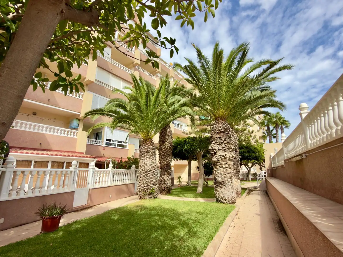 Vista exterior de Apartament en venda en El Moncayo - El Pòrtic