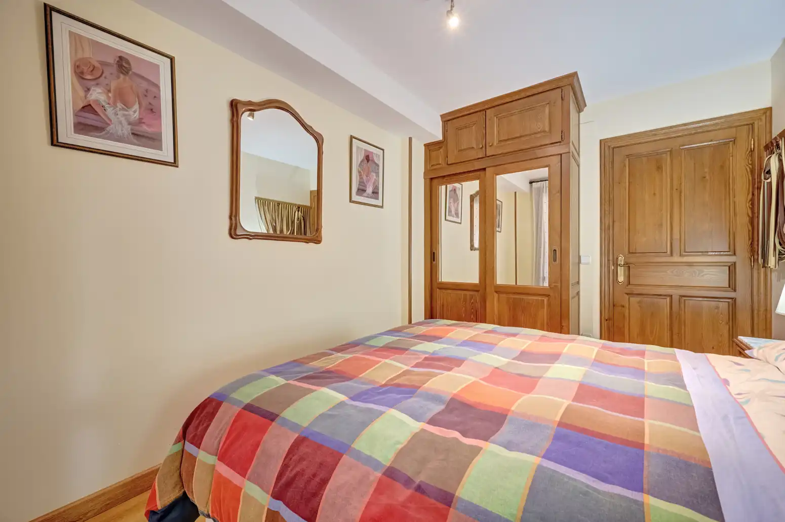 Bedroom of Flat for sale in Garde  with Heating and Terrace