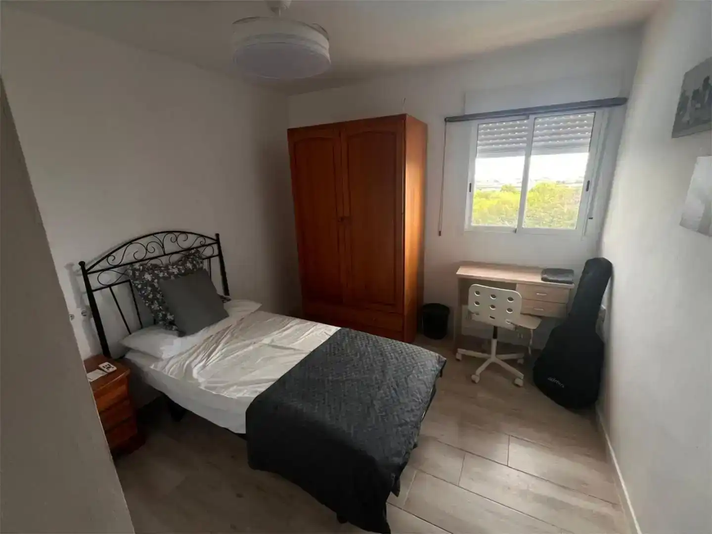Bedroom of Flat for rent in Godella  with Parquet flooring, Furnished and Balcony