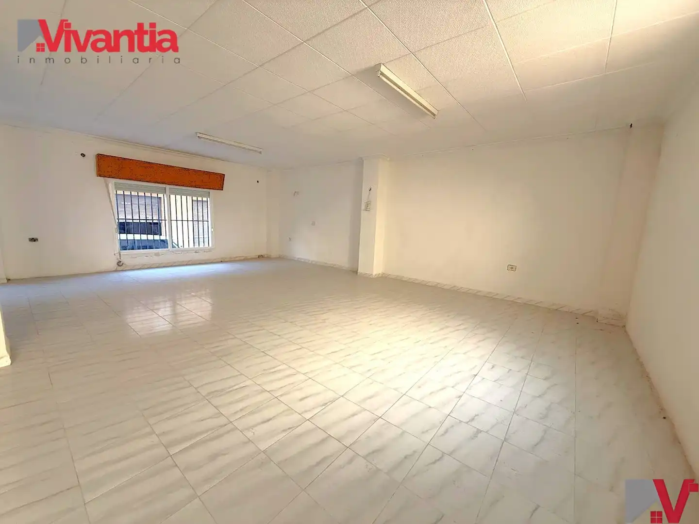 Local comercial en venta en Lorca Ciudad