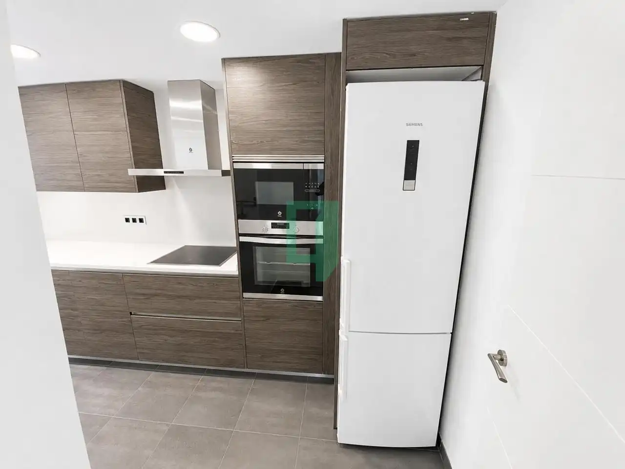 Kitchen of Flat for rent in Badalona  with Air Conditioner and Terrace