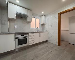 Kitchen of Flat to rent in Castellón de la Plana / Castelló de la Plana  with Parquet flooring and Balcony