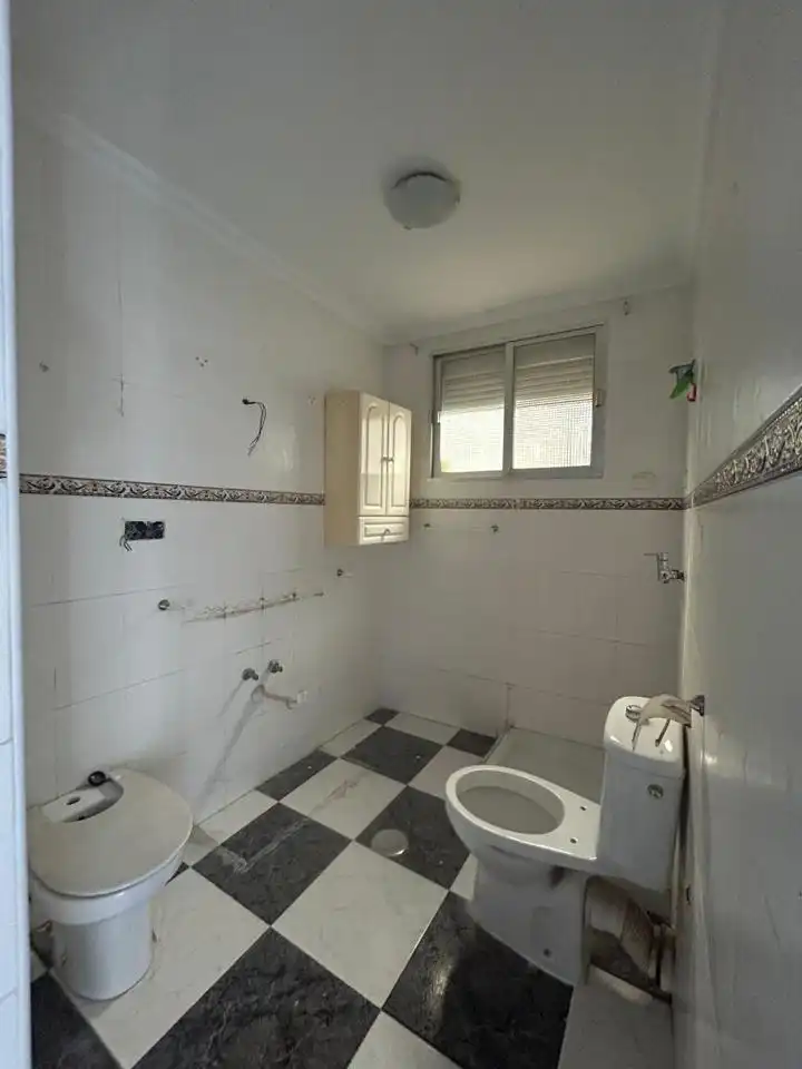 Bathroom of Houses for sale in Utrera