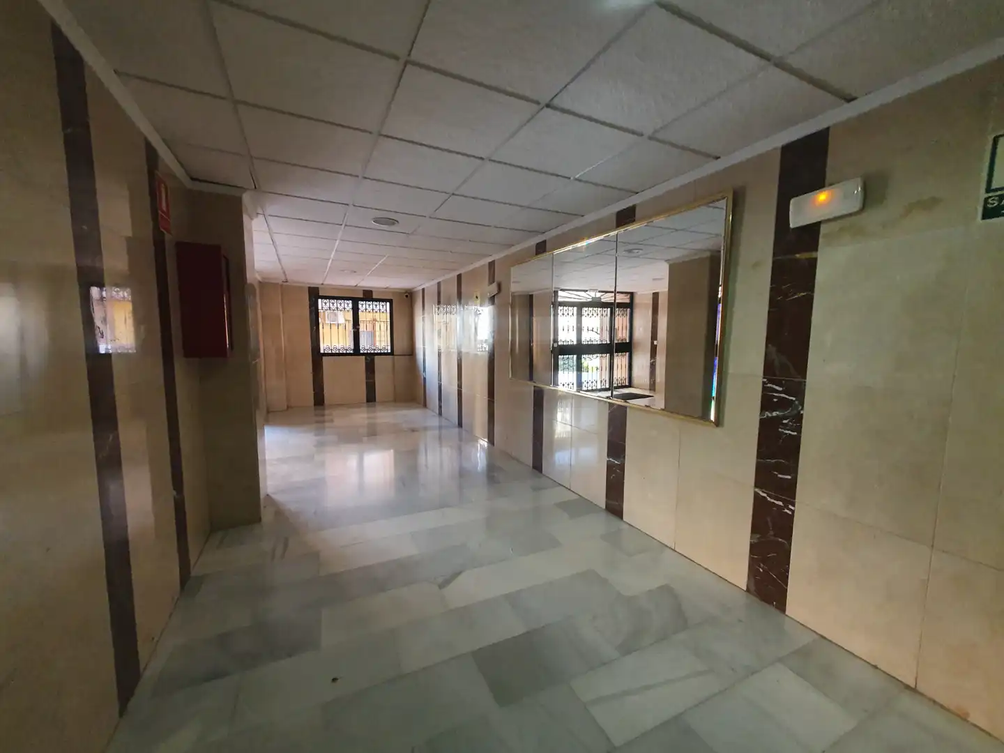 Flat with terrace for sale in Plaza María de los Ángeles 3, imagen 3