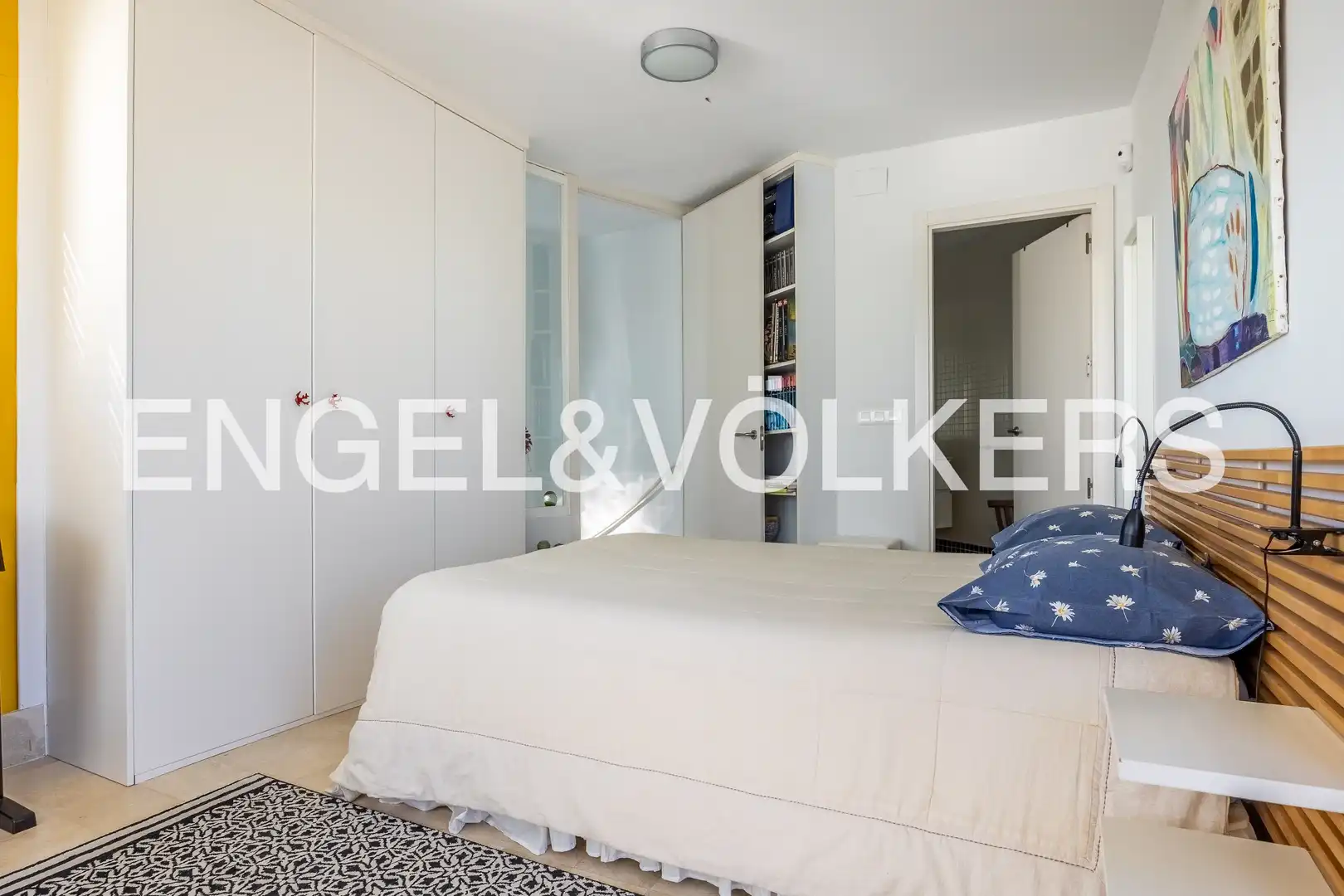 Bedroom of Houses for sale in Valencina de la Concepción  with Air Conditioner, Heating and Private garden