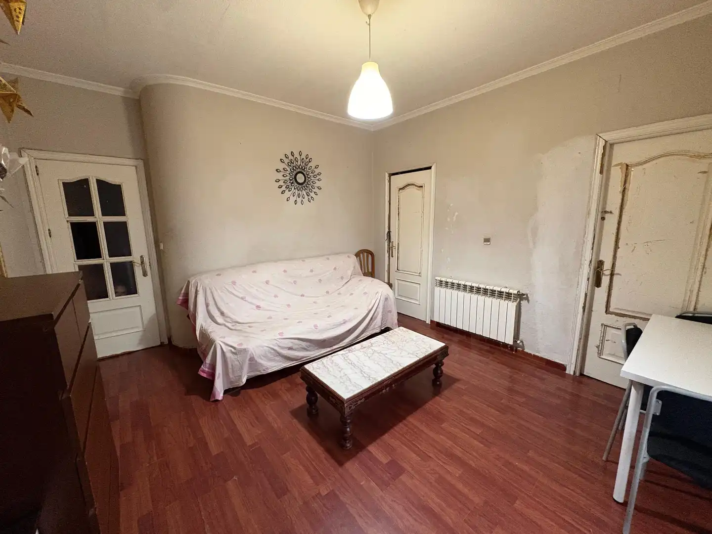 Sala d'estar de Pis en venda en Madrid amb Calefacció