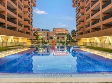 Piso con piscina en venta en Paseo Serra d'Espadá 8