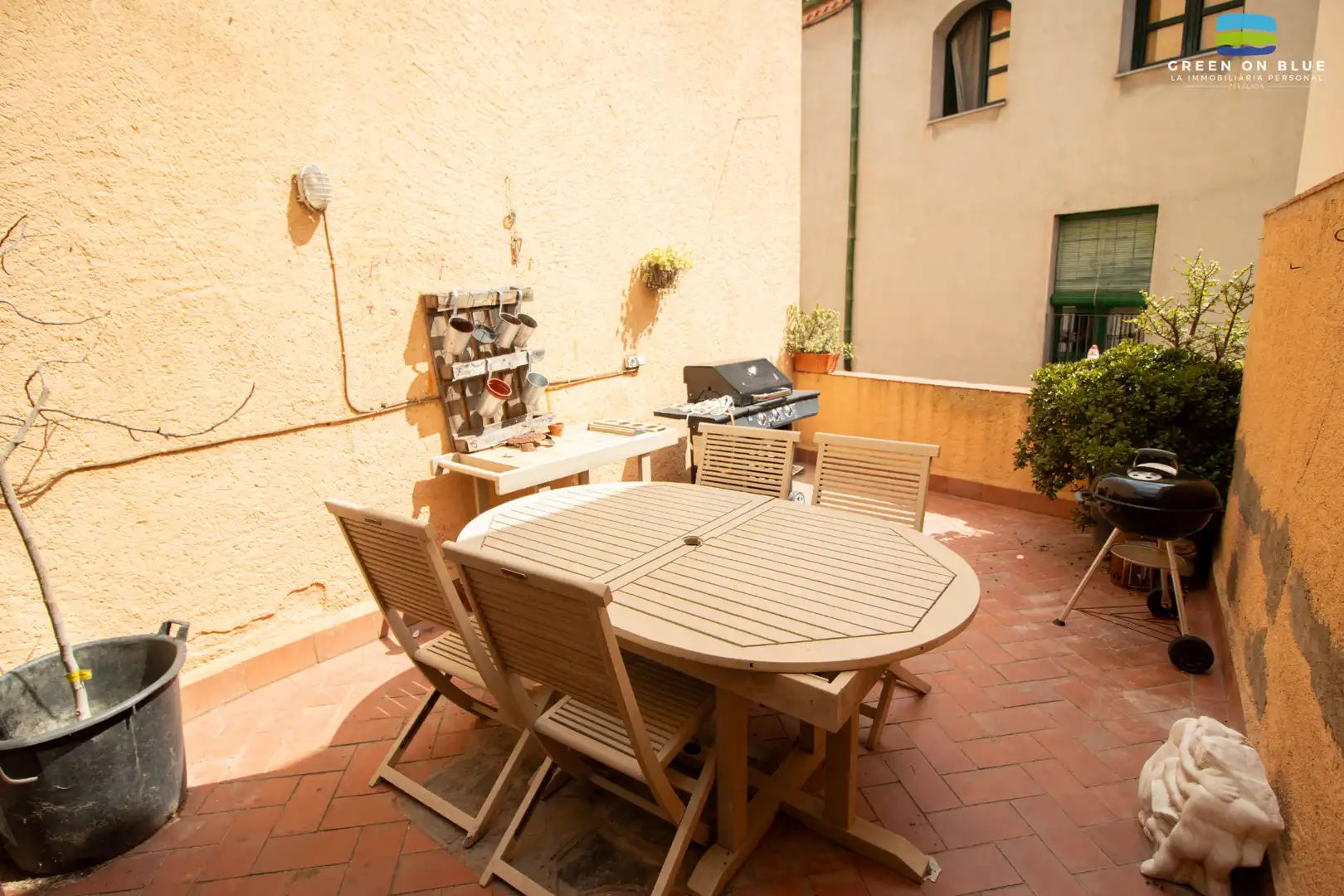 Terrassa de Casa o xalet en venda en Peralada amb Calefacció, Parquet i Terrassa