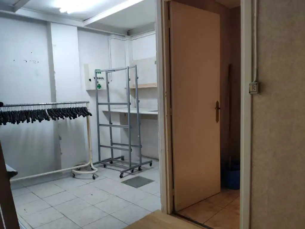 Local comercial de lloguer a Oeste, imagen 7