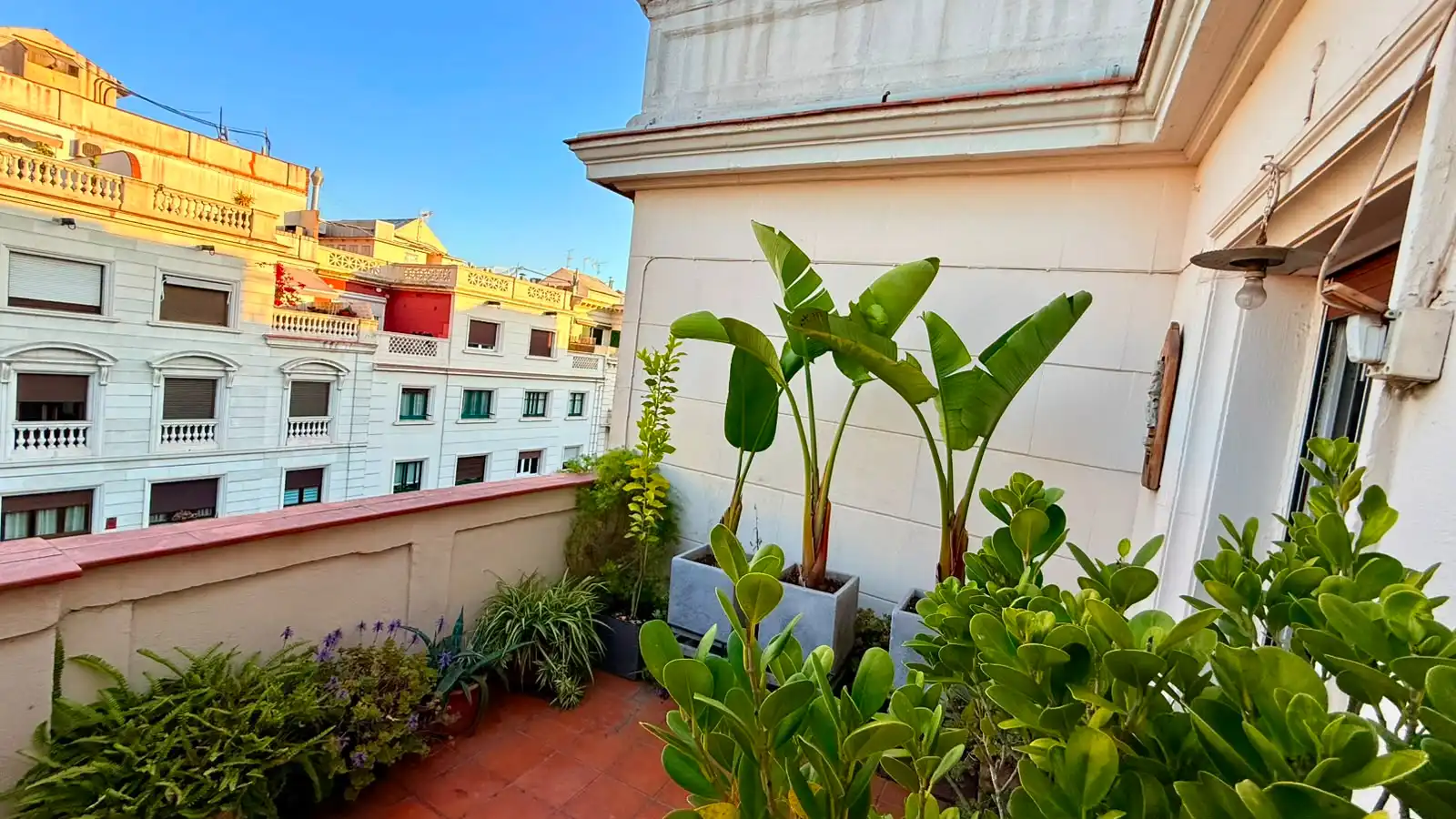 Terraza de Piso en venta en Barcelona con Calefacción, Terraza y Trastero