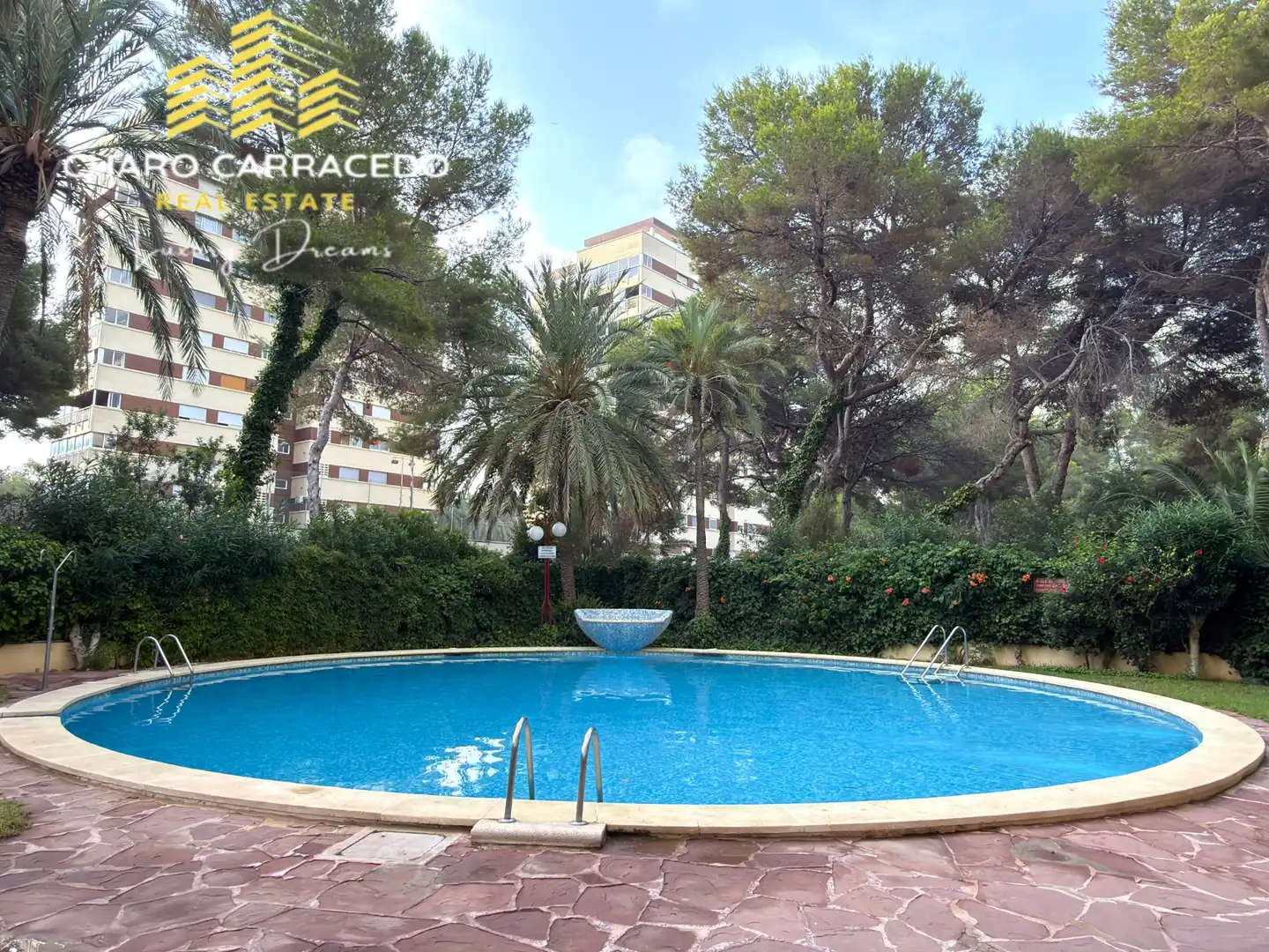Vista exterior de Pis de lloguer en Valencia amb Aire condicionat, Jardí privat i Terrassa