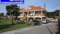 Vista exterior de Casa o xalet en venda en Ribamontán al Mar amb Terrassa i Balcó