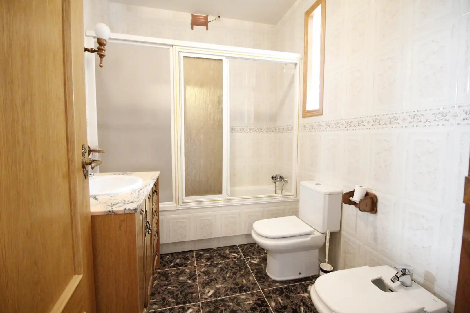 Baño de Casa o chalet en venta en Baza con Calefacción y Balcón