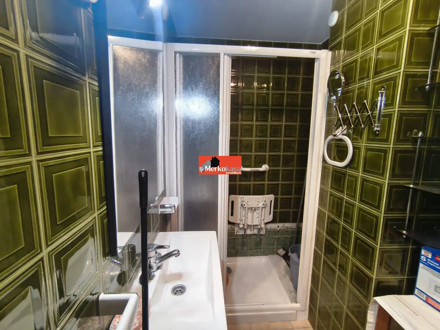 Bany de Apartament de lloguer en Lugo amb Calefacció i Moblat