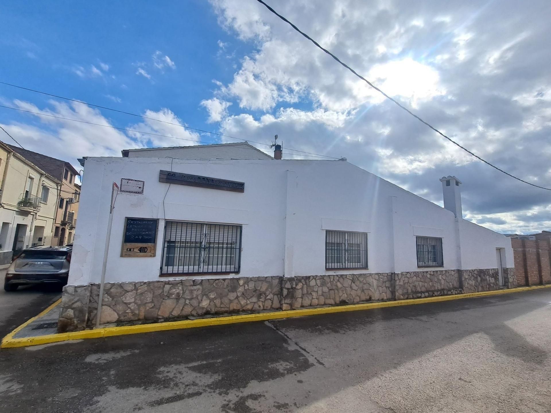 Exterior view of Premises for sale in  Madrid Capital  with Air Conditioner and Terrace