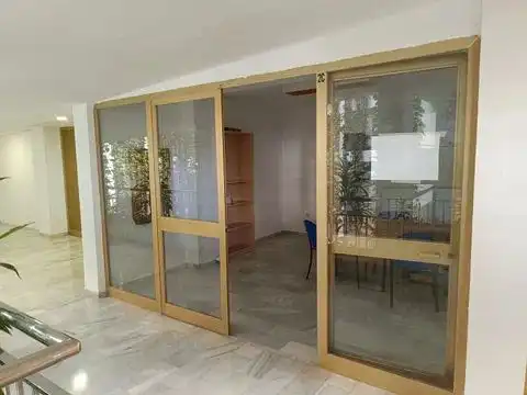 Oficina de lloguer en Benalmádena