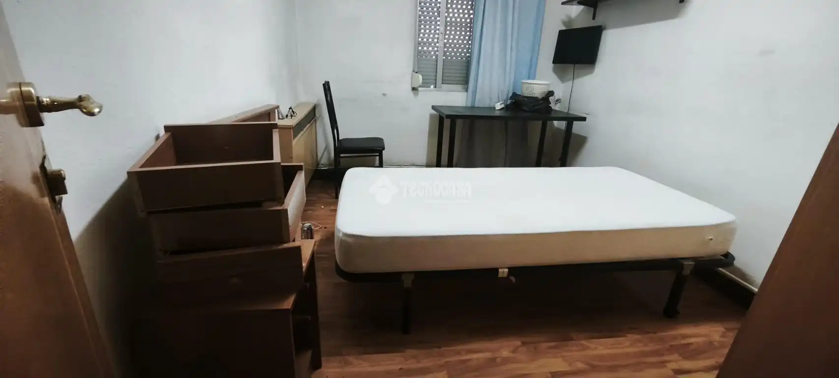 Habitación de Piso en venta en Zaragoza con Calefacción, Parquet y Amueblado