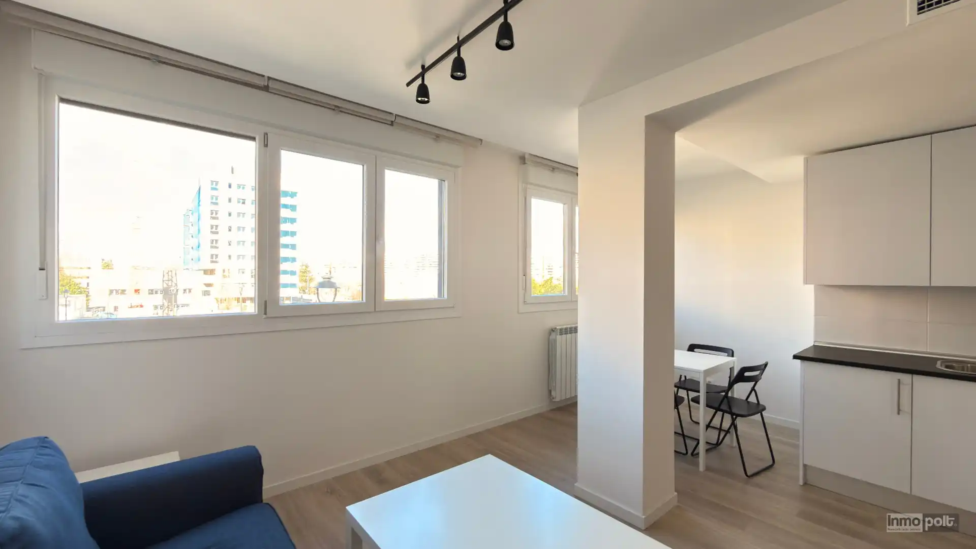 Sala de estar de Apartamento de alquiler en Tres Cantos con Aire acondicionado, Calefacción y Terraza