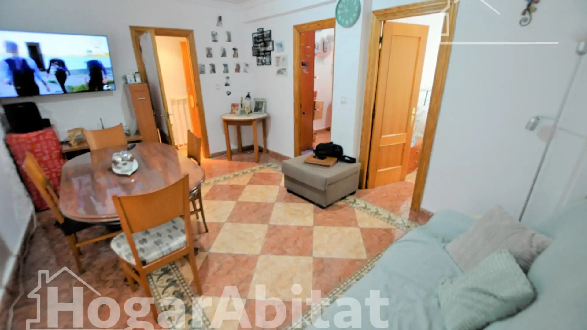 Living room of Flat for sale in Aldaia  with Air Conditioner, Terrace and Storage room