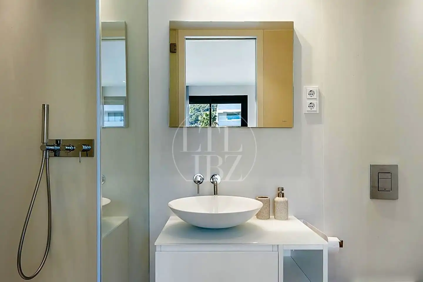 Apartamento en venta en Carrer Arrapatxita, 12, Cap Martinet