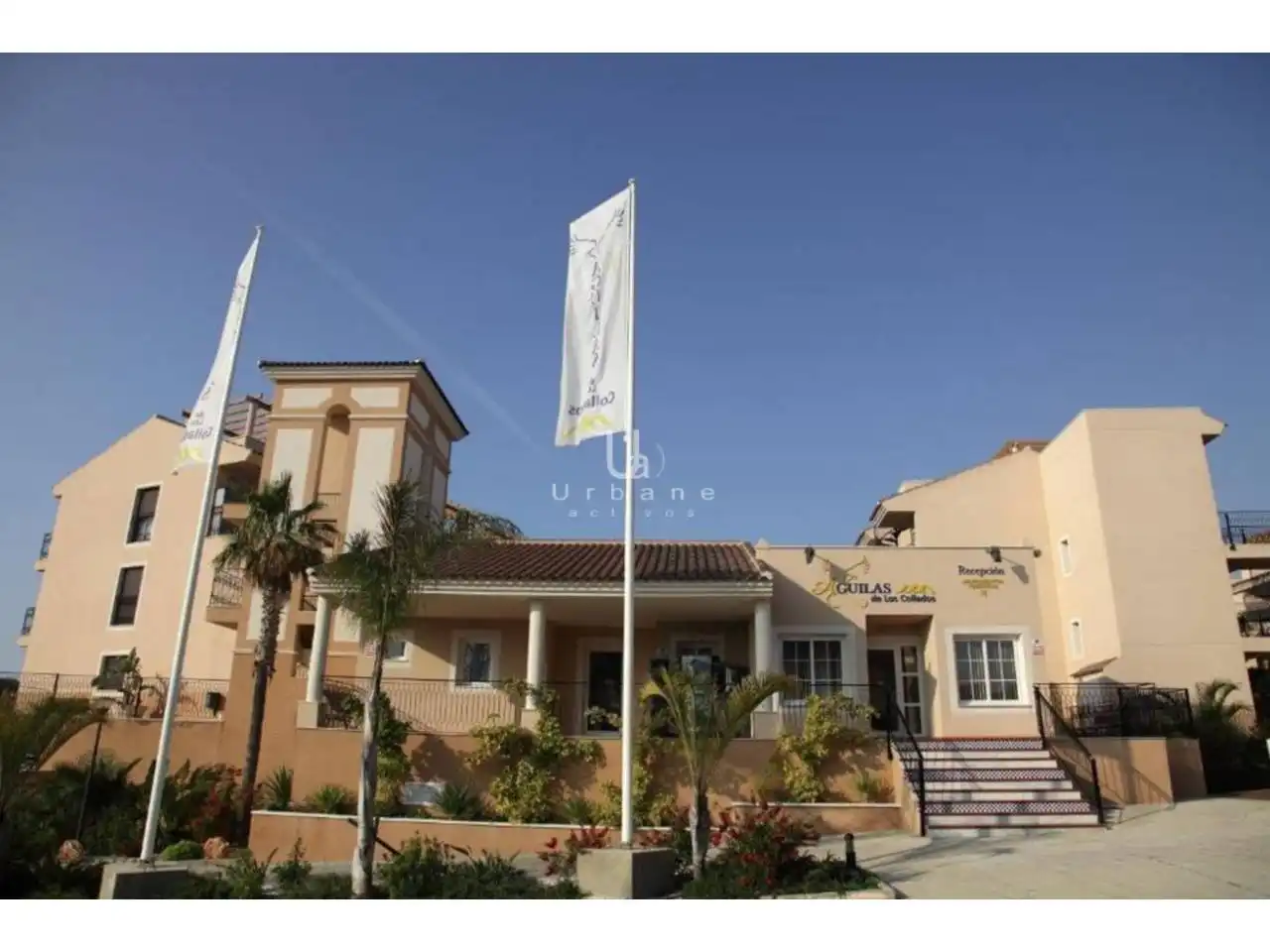 Vista exterior de Pis en venda en Águilas amb Aire condicionat, Terrassa i Balcó