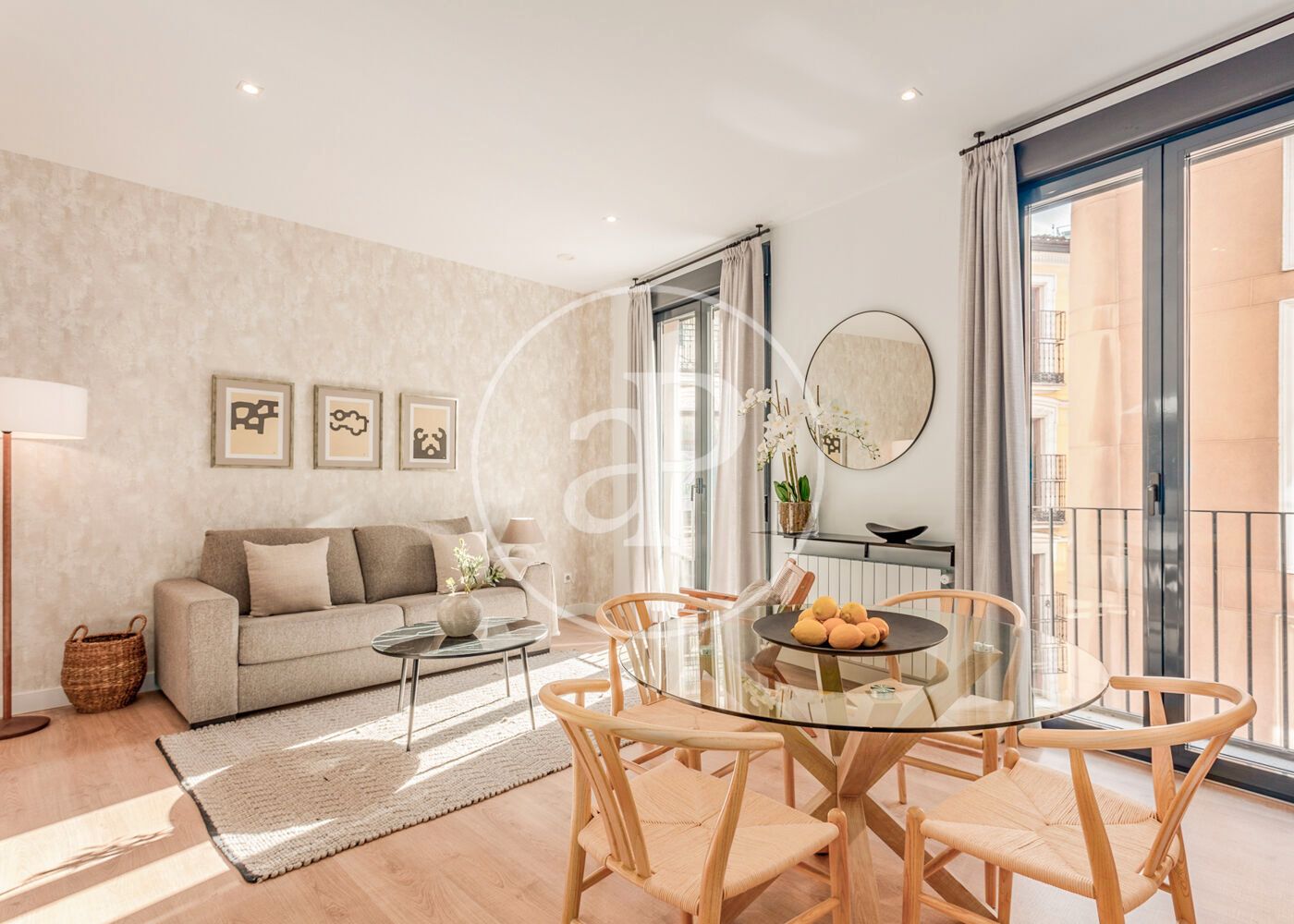 Living room of Flat for sale in  Madrid Capital  with Air Conditioner, Heating and Terrace