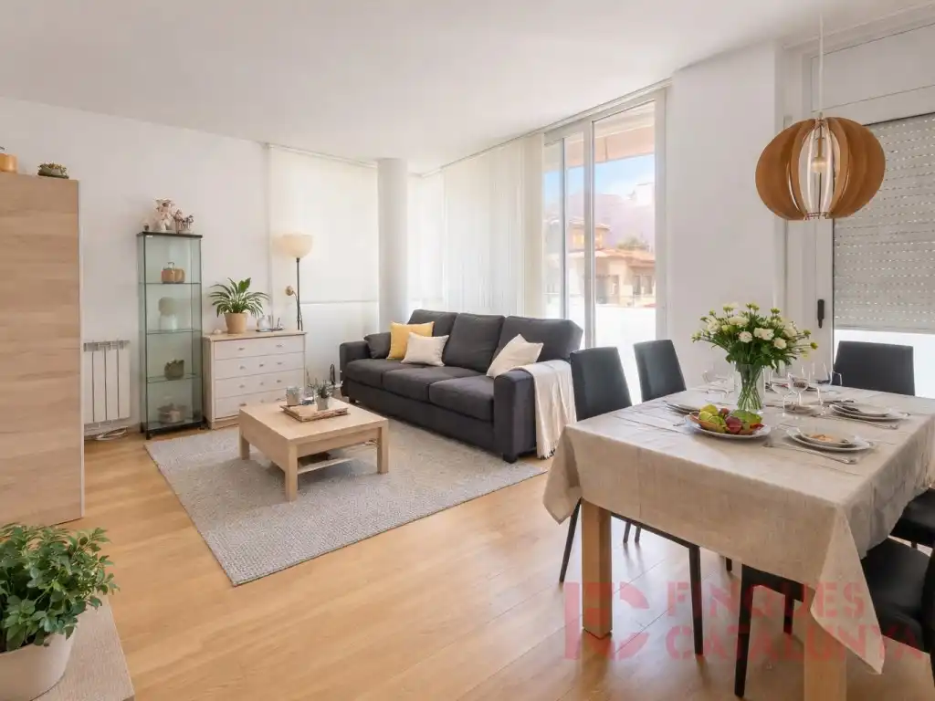 Living room of Flat for sale in Girona Capital  with Balcony