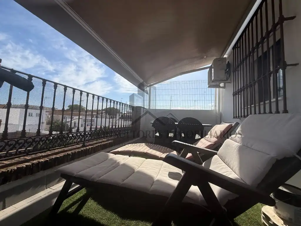 Terrassa de Casa o xalet en venda en Sevilla