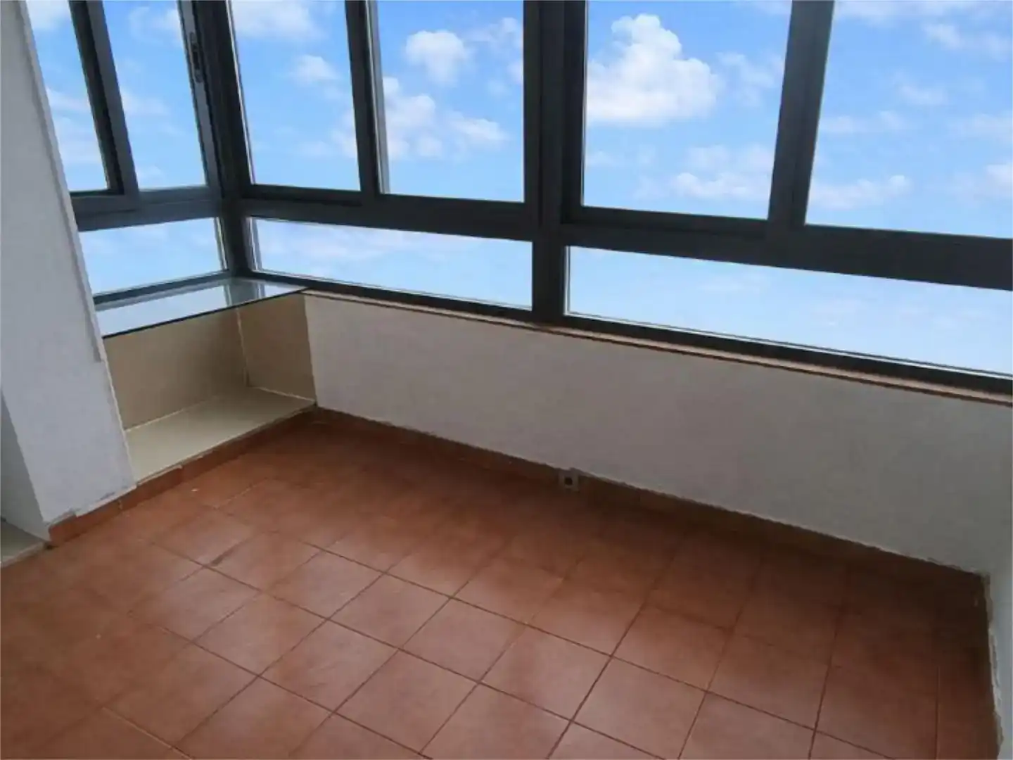 Terrasse von Wohnung zur Miete in Torrent mit Klimaanlage, Schwimmbad und Balkon