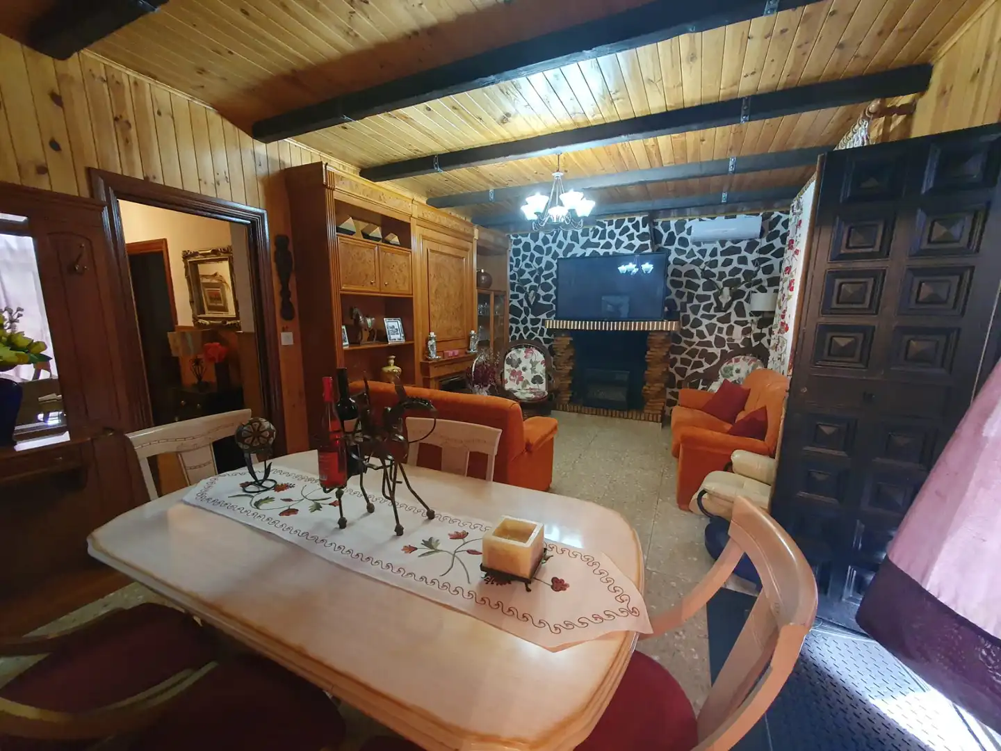 Sala de estar de Casa o chalet en venta en Argamasilla de Calatrava con Aire acondicionado, Jardín privado y Trastero
