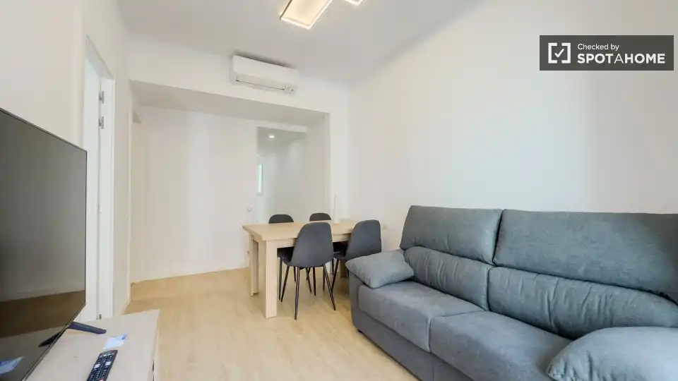Sala de estar de Piso de alquiler en Barcelona con Aire acondicionado, Calefacción y Amueblado