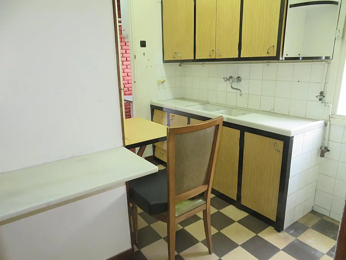 Cocina de Piso en venta en Barcelona con Balcón