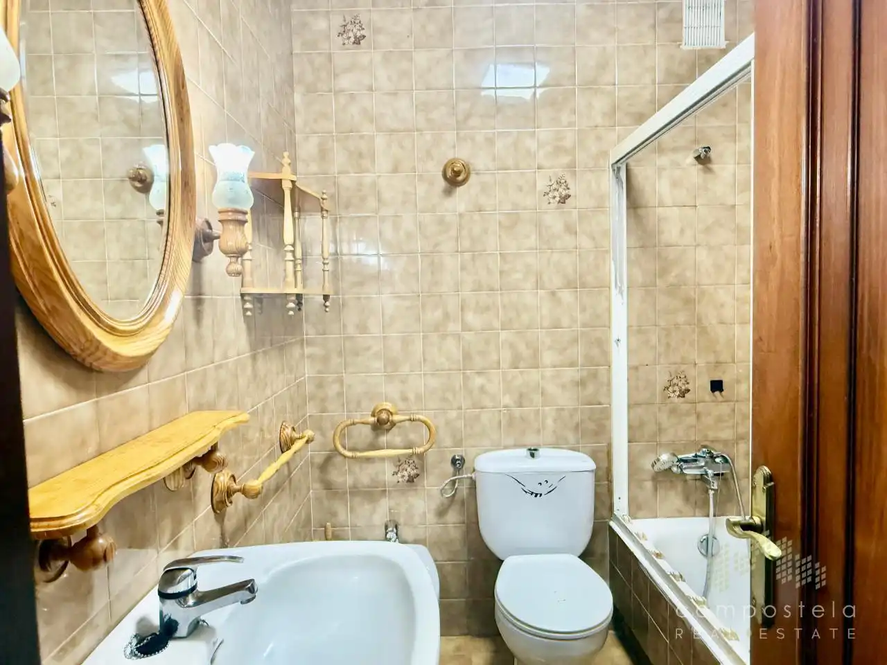 Chalet con jardín en venta en Urbanización Millalar, A Grela, imagen 23