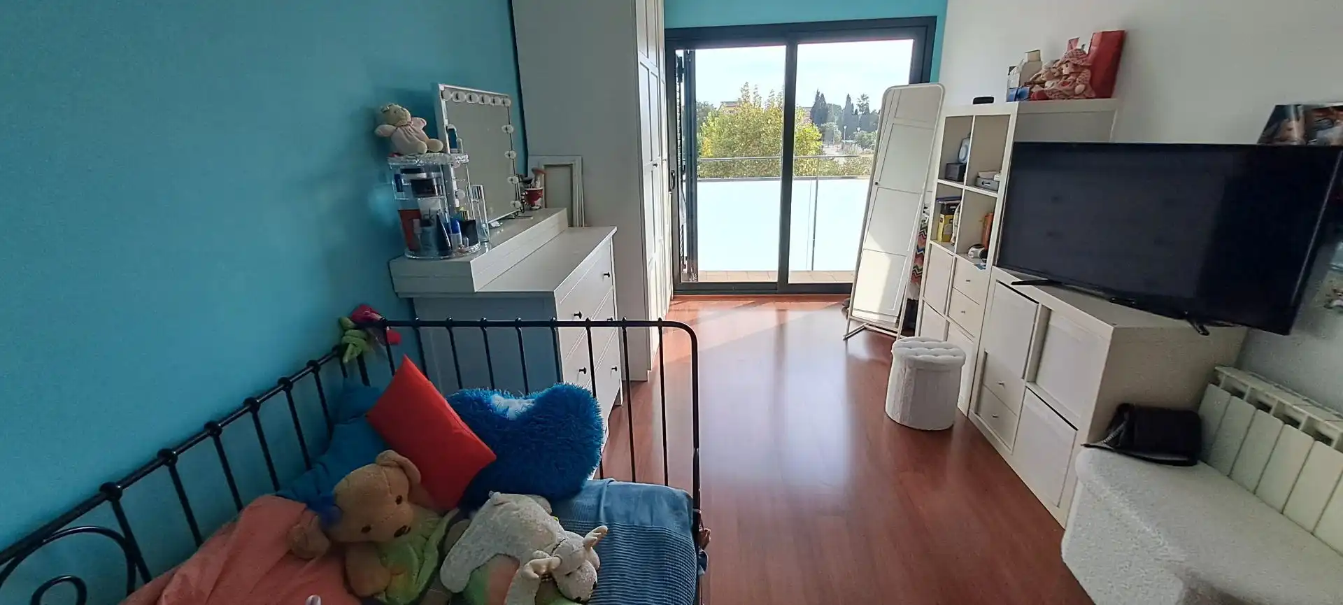 Habitación de Casa o chalet en venta en Navata con Aire acondicionado, Calefacción y Jardín privado