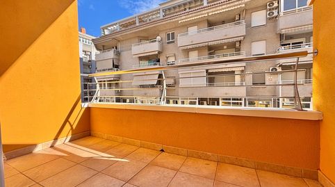 Foto 4 de Apartament en venda a C/ Villa Madrid, Puerto Deportivo, Torrevieja
