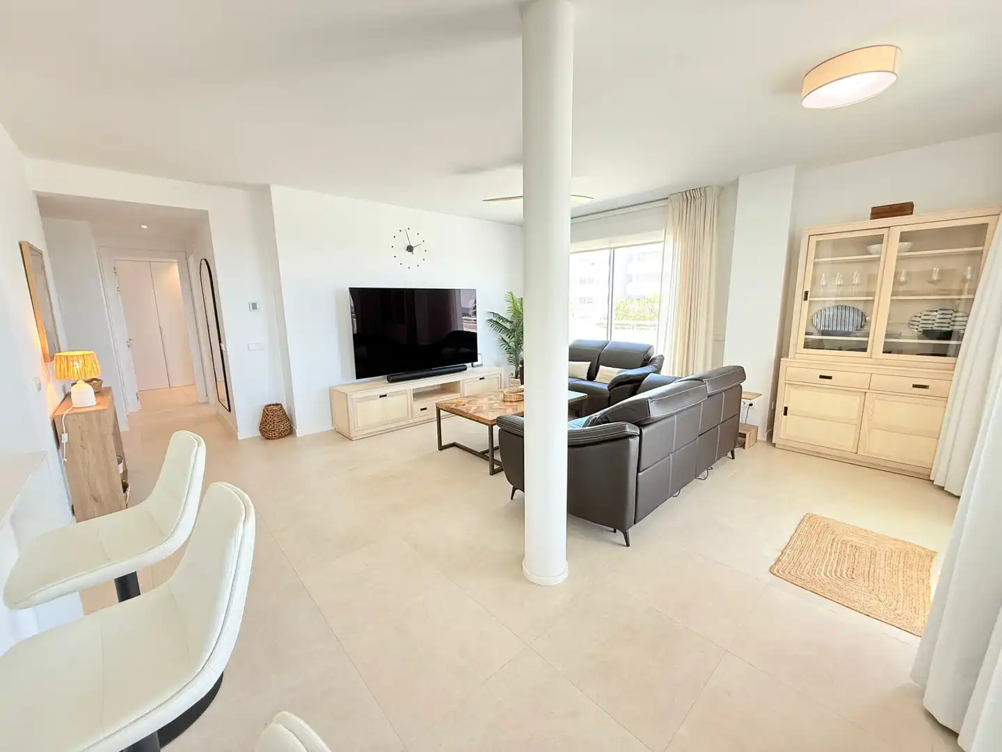 Sala de estar de Ático en venta en Vélez-Málaga con Aire acondicionado, Trastero y Piscina