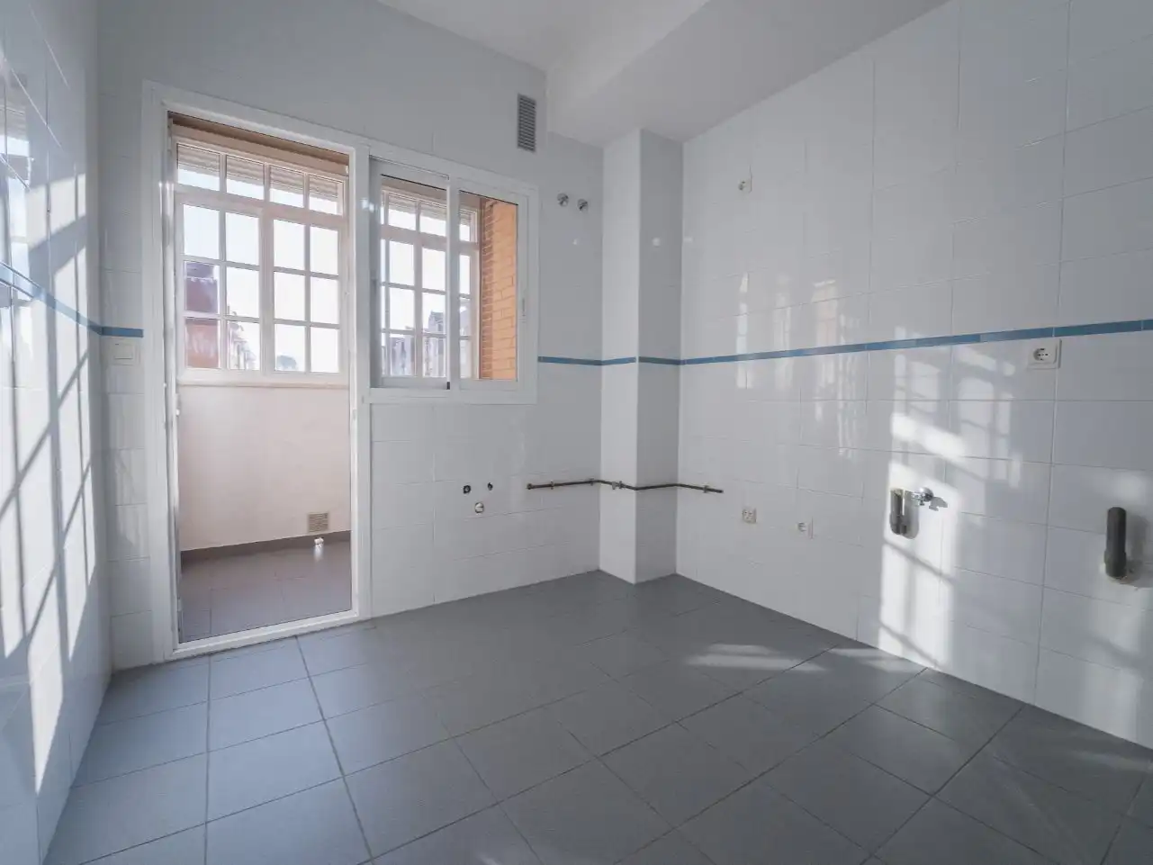 Wohnung mit Garten zum Verkauf in Avenida José Laguillo 29, imagen 9