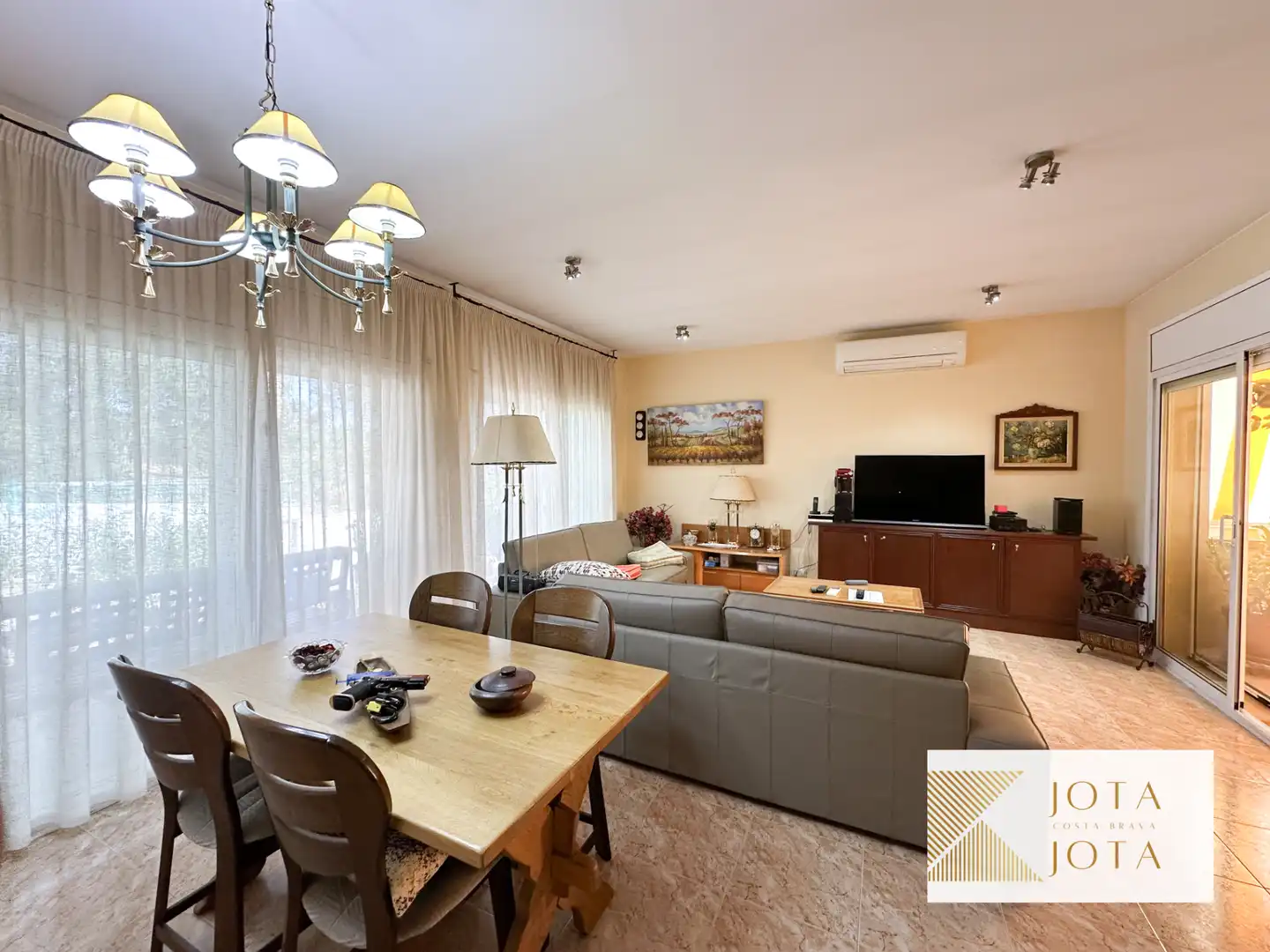 House with pool for sale in Sils, imagen 4